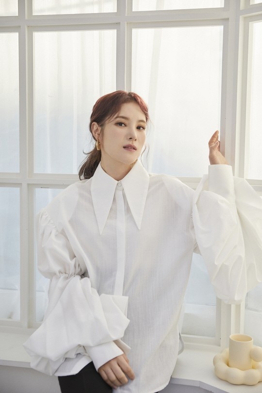 가수 거미. (사진=씨제스 스튜디오 제공)