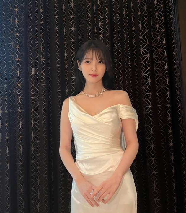 (사진=아이유 인스타그램)