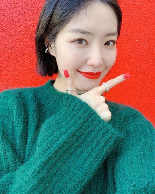 (사진=김새롬 인스타그램)