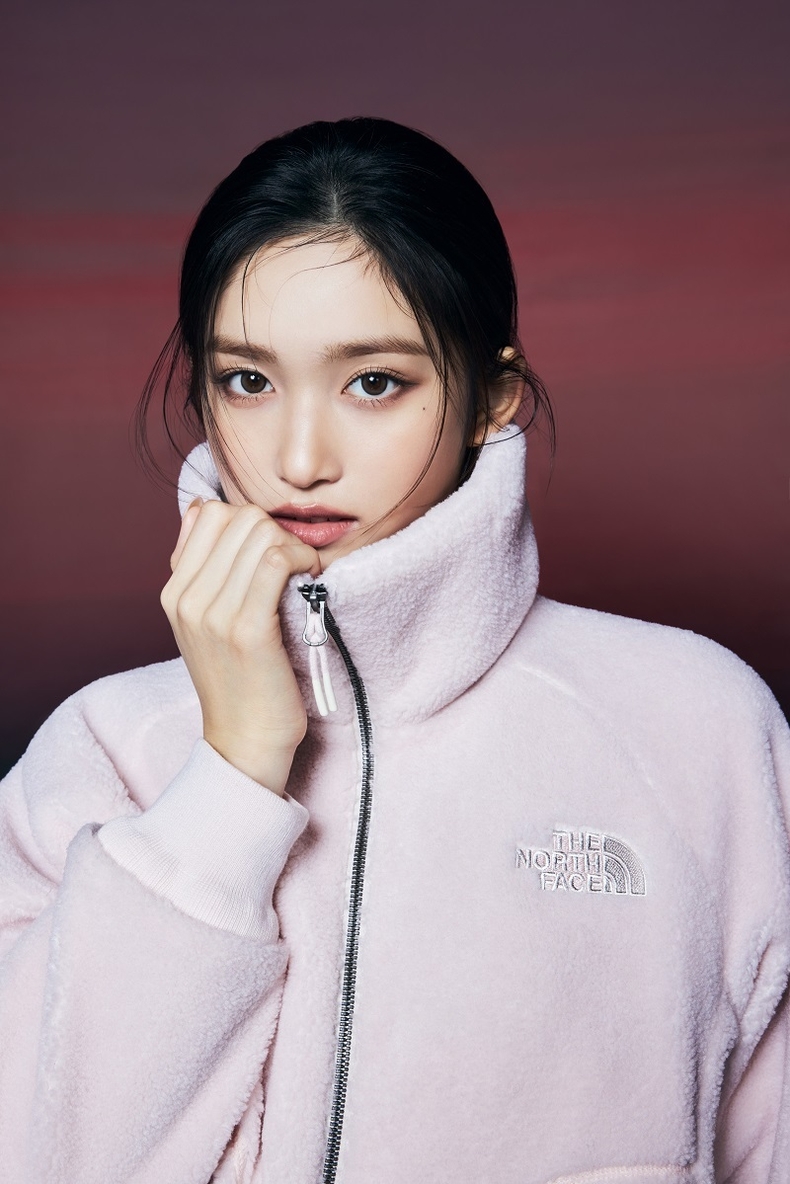 노스페이스 홍보대사로 새롭게 발탁된 아이브 ‘이서’