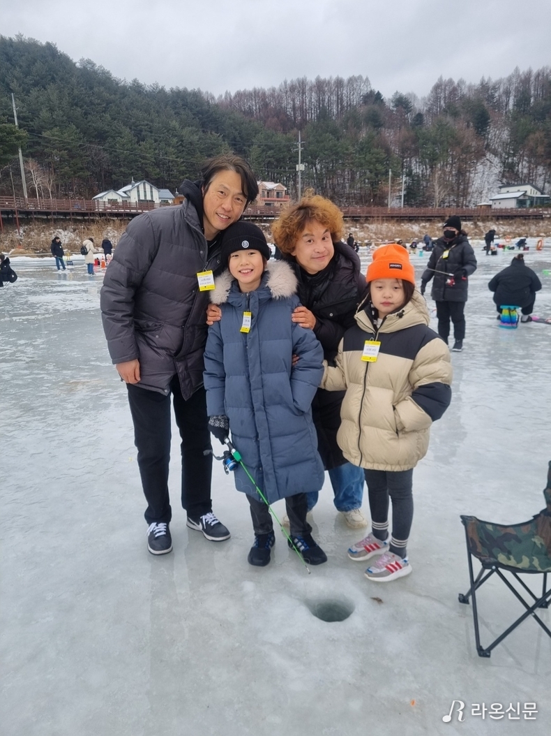 개그맨 조원석(왼쪽에서 세 번째). (사진=기현희 기자)