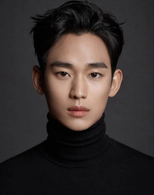 (사진=김수현 나무위키 프로필)