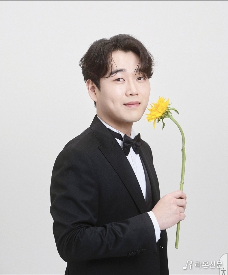 황영웅. (사진=황영웅 공식 팬카페 갈무리)