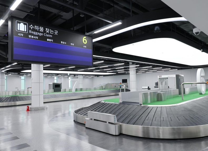 <strong>김해공항 제2입국장 수화물 수취대/연합뉴스</strong>