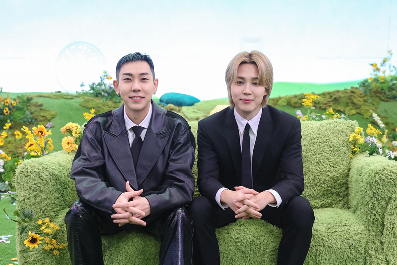 <strong>래퍼 로꼬(왼쪽)와 BTS 지민/사진=빅히트뮤직</strong>