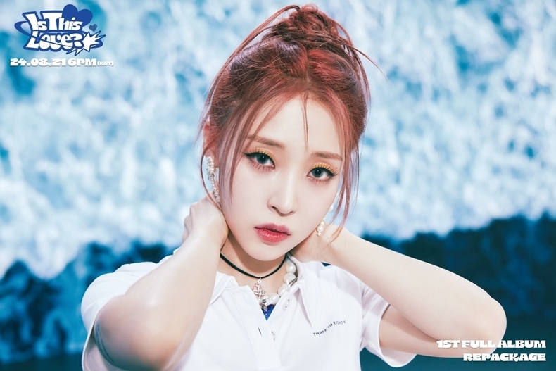 신보 '스탈릿 오브 트윙클' 발표한 문별/사진=RBW