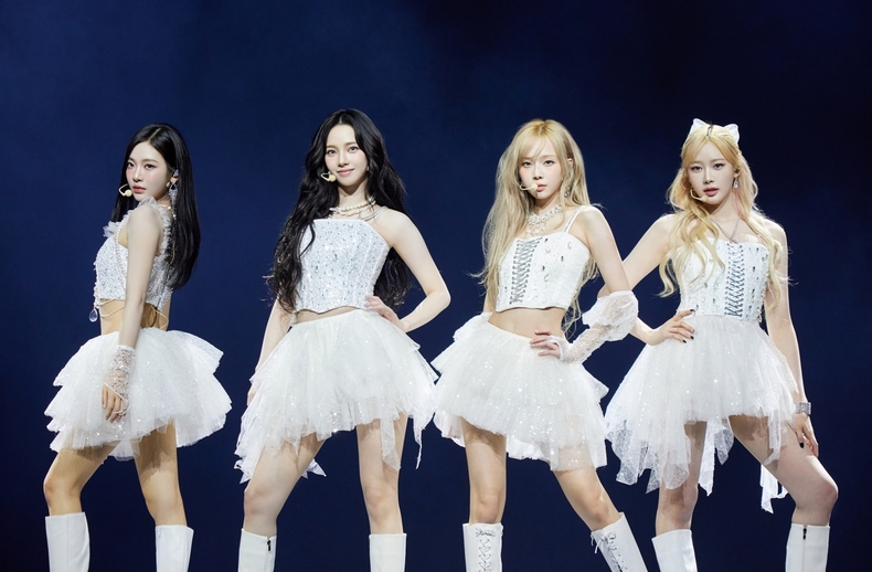 에스파 시드니 콘서트 공연 모습/사진=SM엔터테인먼트