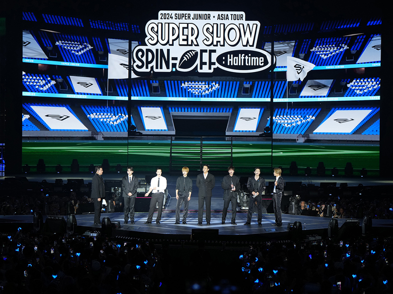 슈퍼주니어 '슈퍼쇼 스핀오프' 아시아 투어 모습/사진=SM엔터테인먼트