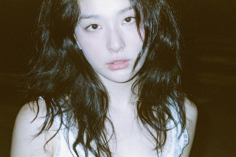 레드벨벳 슬기 첫 필름 사진전 이미지/사진=SM엔터테인먼트