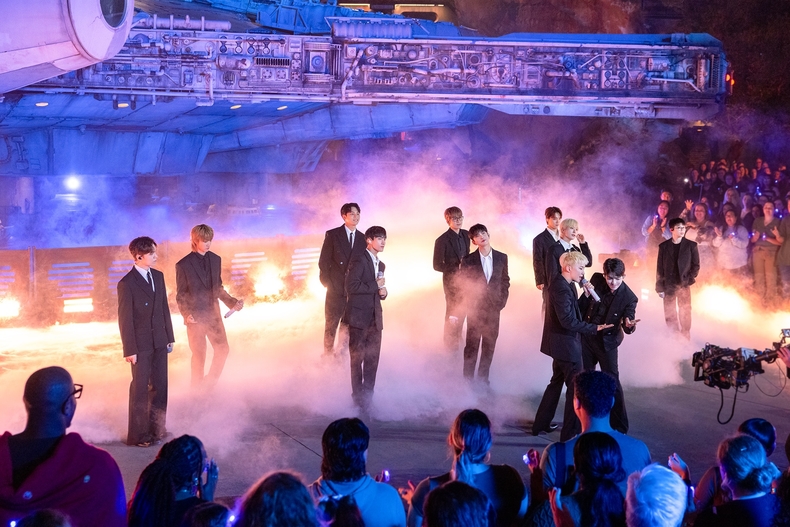 세븐틴, 미국 디즈니 연말 특집 프로그램 출연/사진=플레디스 엔터테인먼트