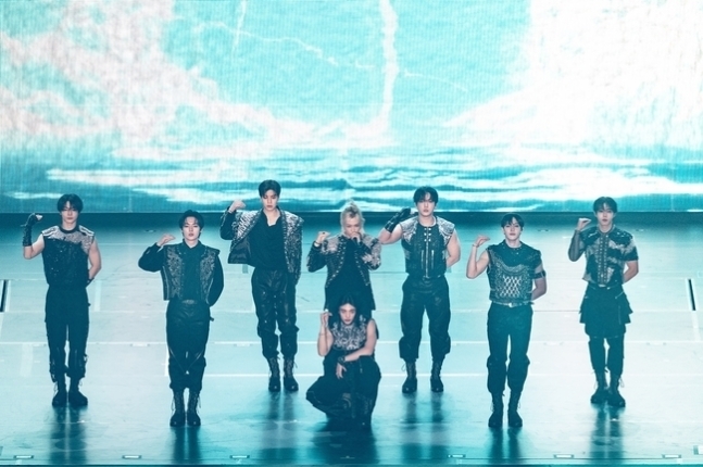 스트레이 키즈 일본 투어 공연 모습/사진=JYP엔터테인먼트