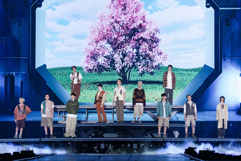 세븐틴 월드 투어 일본 공연 모습/사진=플레디스 엔터테인먼트