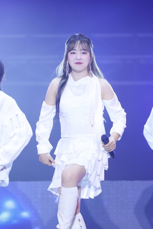 가수 윤하 데뷔 20주년 콘서트 모습/사진=C9엔터테인먼트