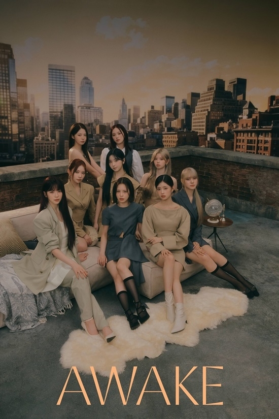 니쥬 일본 미니 1집 '어웨이크' 발매/사진=JYP엔터테인먼트