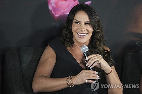 카를라 소피아 가스콘