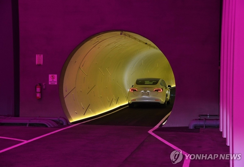 보링컴퍼니가 미국 라스베이거스에 건설해 운영 중인 '루프'
