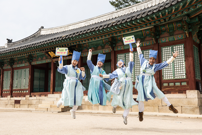 궁중문화축전 자원활동가 ‘궁(宮)이둥이’ 모집/사진=국가유산진흥원