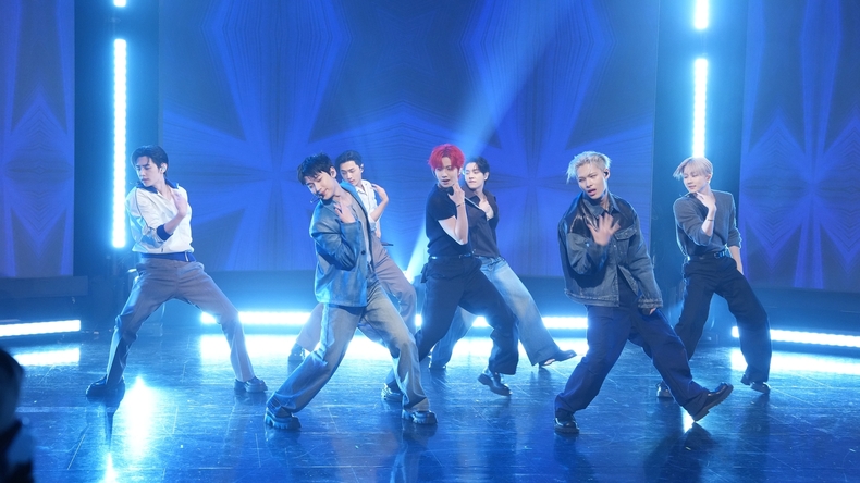 엔하이픈 '제니퍼 허드슨 쇼' 무대 모습/사진=Jennifer Hudson Show