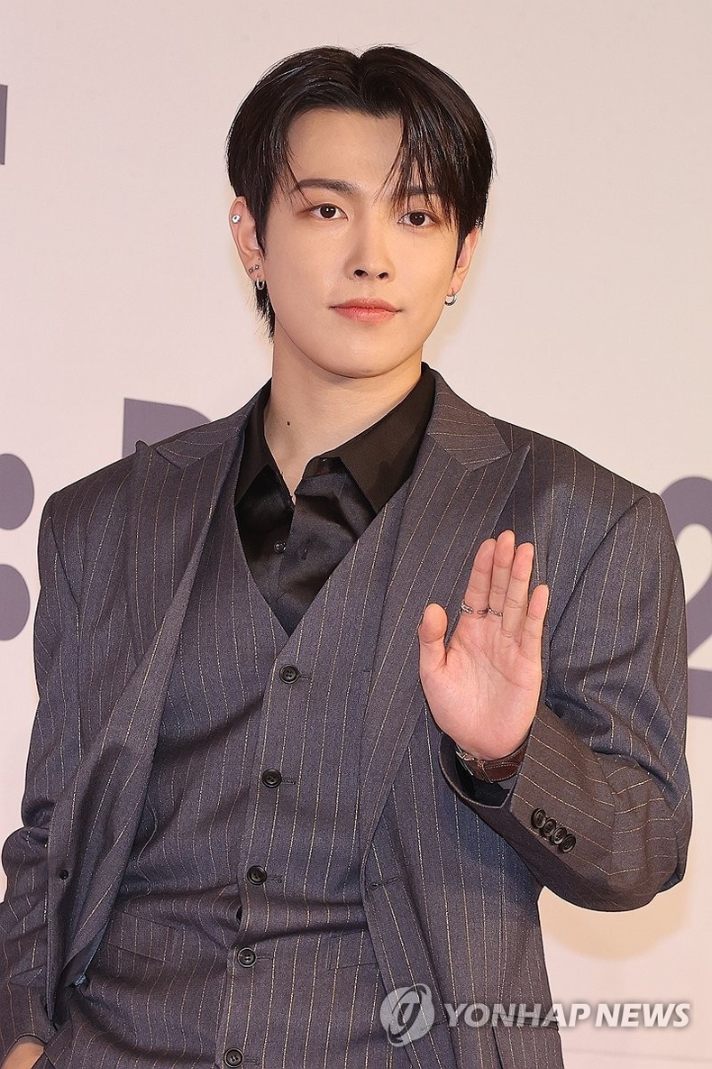 에이티즈 홍중