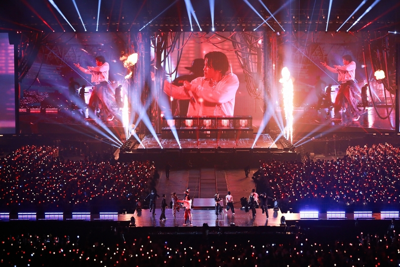방탄소년단 제이홉 오사카 콘서트 모습/사진=빅히트 뮤직