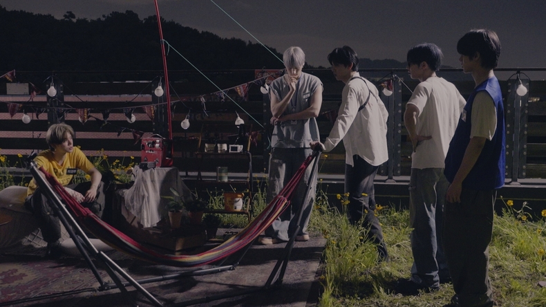 투모로우바이투게더 'HELLO STRANGERS' 스틸컷/사진=빅히트 뮤직