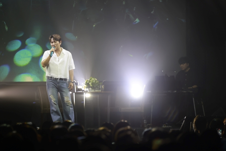 케이윌 일본 팬미팅 '윌다방' 무대 모습/사진=스타쉽엔터테인먼트