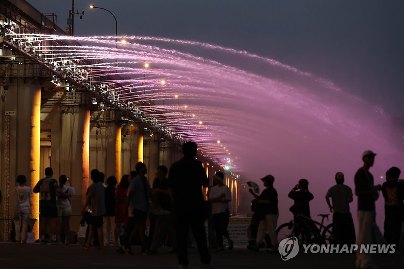 서울 반포대교 달빛무지개분수