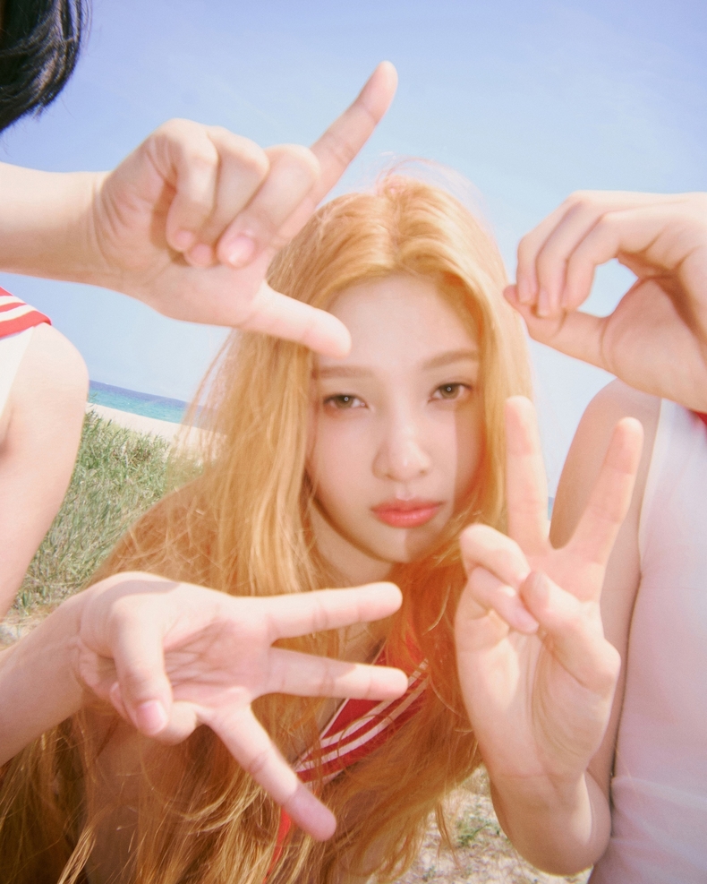 조이 첫 번째 미니앨범 ‘From JOY, with Love’ 발매/사진=SM엔터테인먼트