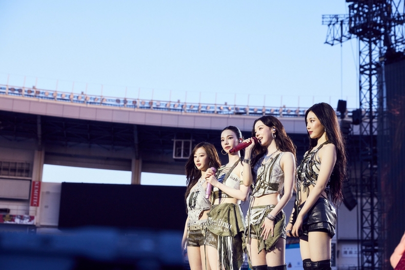 에스파 'SUMMER SONIC 2025' 무대 모습/사진=SM엔터테인먼트