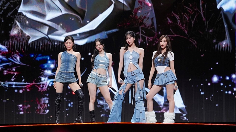 에스파 '2025 TIMA' 출연 무대 모습/사진=TIMA
