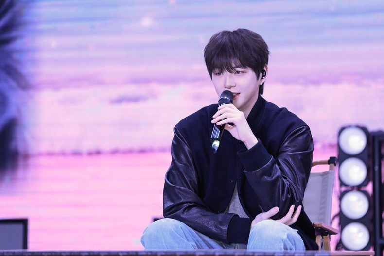 강다니엘, 데뷔 후 처음 中서 팬미팅/사진=에이라