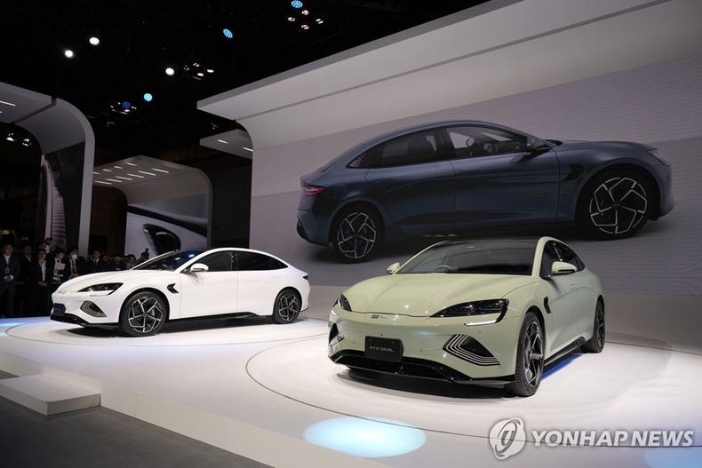 일본 모터쇼 전시된 BYD 전기차