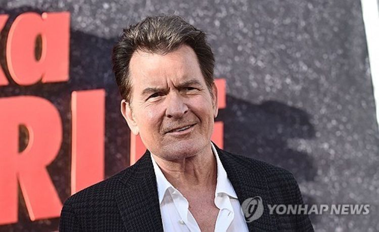 지난 4일 넷플릭스 다큐멘터리 시사회 참석한 배우 찰리 신