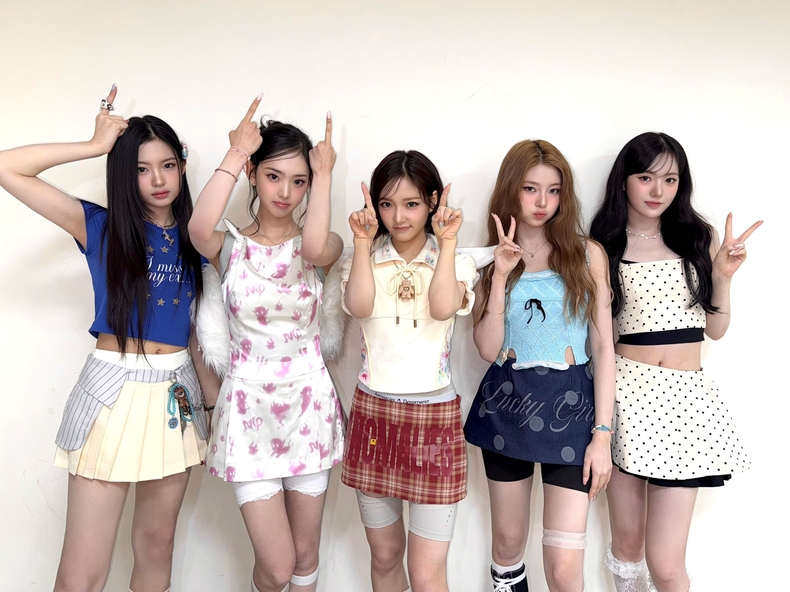 키키, '트렌디 타이베이 코리아 걸스 파워' 오프닝 무대 장식/사진=스타쉽엔터테인먼트