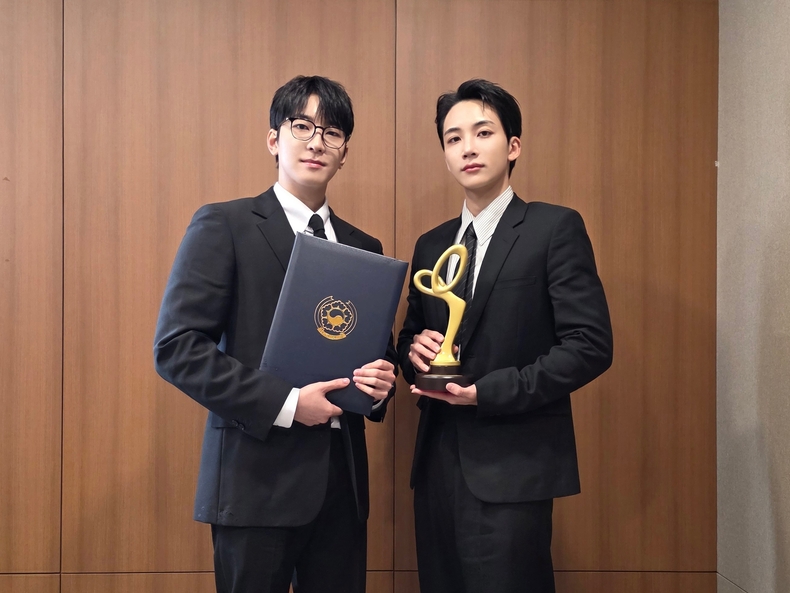 세븐틴, 대한민국 대중문화예술상 ‘대통령 표창’ 수상/사진=플레디스 엔터테인먼트