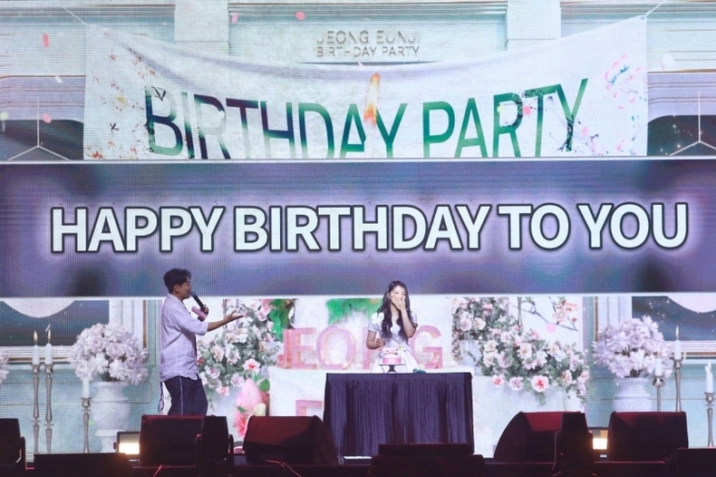 정은지, 생일 팬미팅 亞 투어 성료/사진=빌리언스