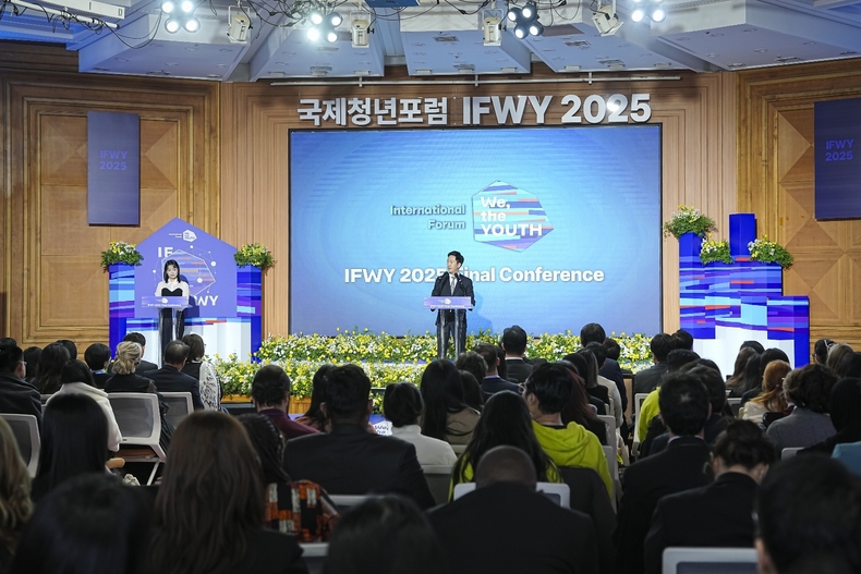 이재상 하이브 대표이사 IFWY 개막식서 격려사/사진=하이브