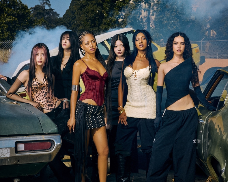 캣츠아이(KATSEYE). (왼쪽부터) 메간, 소피아, 마농, 윤채, 라라, 다니엘라/사진=하이브 x 게펜 레코드