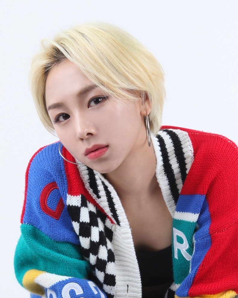 사진=스타위브엔터테인먼트 SNS