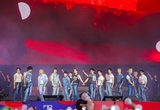 세븐틴 ‘롤라팔루자’ 공연 외신 잇단 호평…“역사적 퍼포먼스”