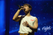 민호, 마닐라서 첫 아시아 투어 마무리…솔로 아티스트 존재감 입증