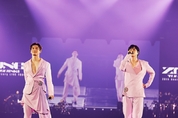 동방신기, 日 전국 라이브 투어에 35만 관객 동원…역대급 기록