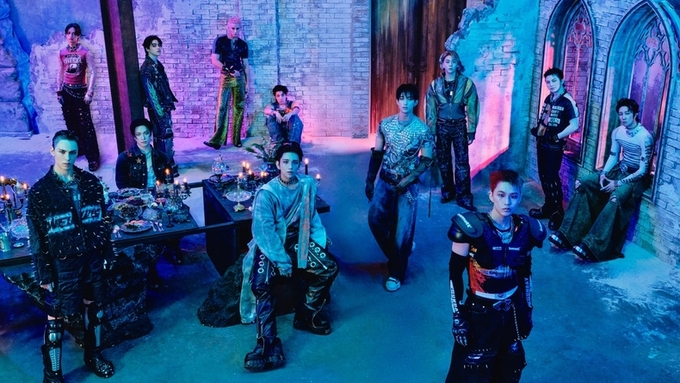 세븐틴, 흥행 기세 매섭다…타이틀곡 ‘썬더’ 벅스 일간 차트 정상