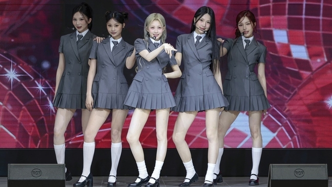 블링원, 신보 '미스터' 쇼케이스 성료...음원 발매하며 활동 시동