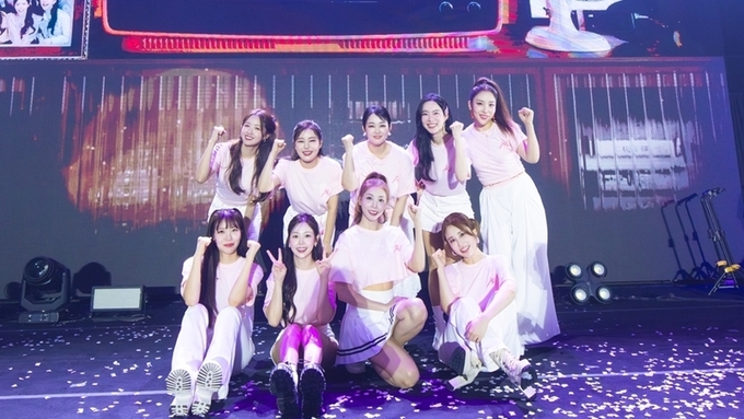 '미스트롯 시즌1' 멤버들, '첫정' 콘서트 성료…팬들과 추억 소환