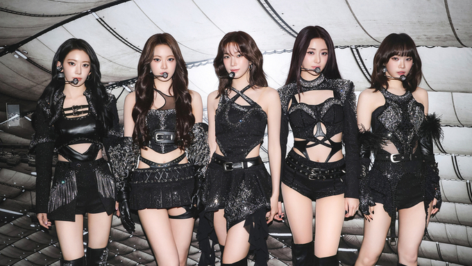 '도쿄돔 입성' 르세라핌, 日 5대 스포츠지 양일간 1면 장식