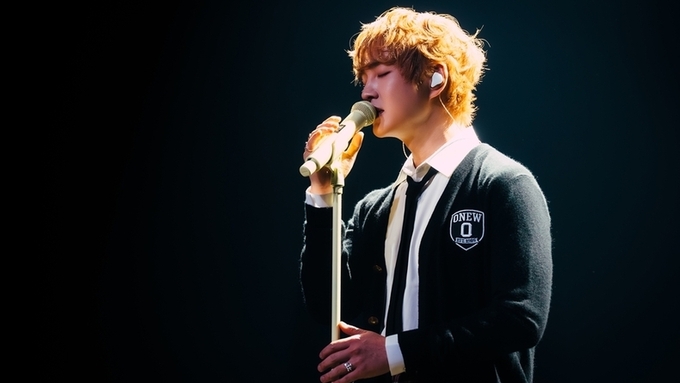 온유, 첫 월드투어 유럽 공연 성료..."100 그 이상의 행복"