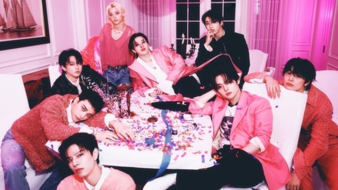 스트레이 키즈, 美 '빌보드 200' 8연속 1위…빌보드 역사 자체 경신