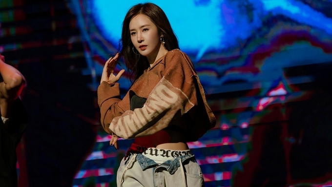 권유리, 타이베이서 팬미팅 개최...제주도 일상 브이로그 공개