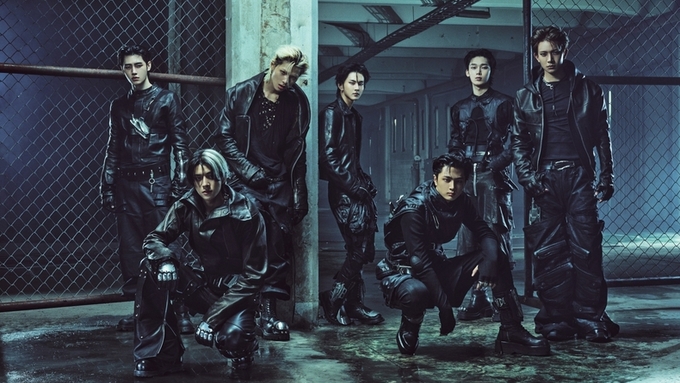 엔하이픈, 美 빌보드 ‘아티스트 100’ 첫 1위...‘빌보드 200’ 2위